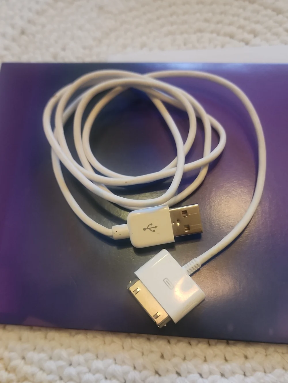 Apple White 30-Pin to USB Cable